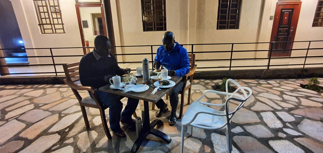 Walabi Mara Hotel Narok Esterno foto